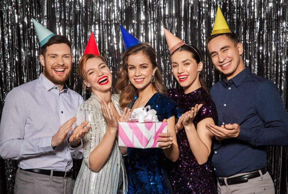 What makes photo booth hire a hit at birthday parties?