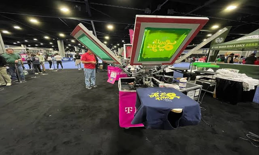 How does bulk t-shirt printing support large corporate events?
